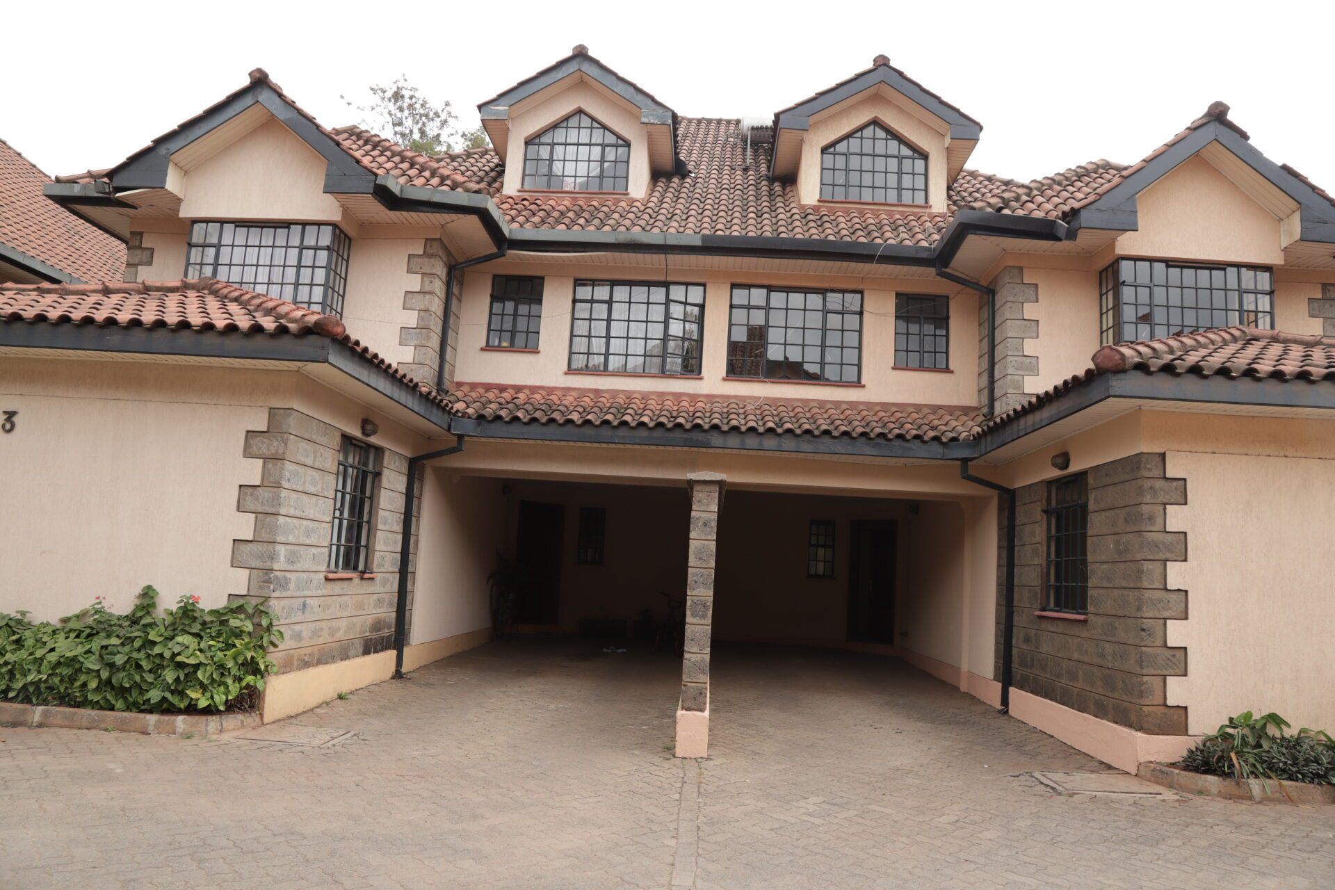 Palm Gardens Lavington - El Olam Residency (10)